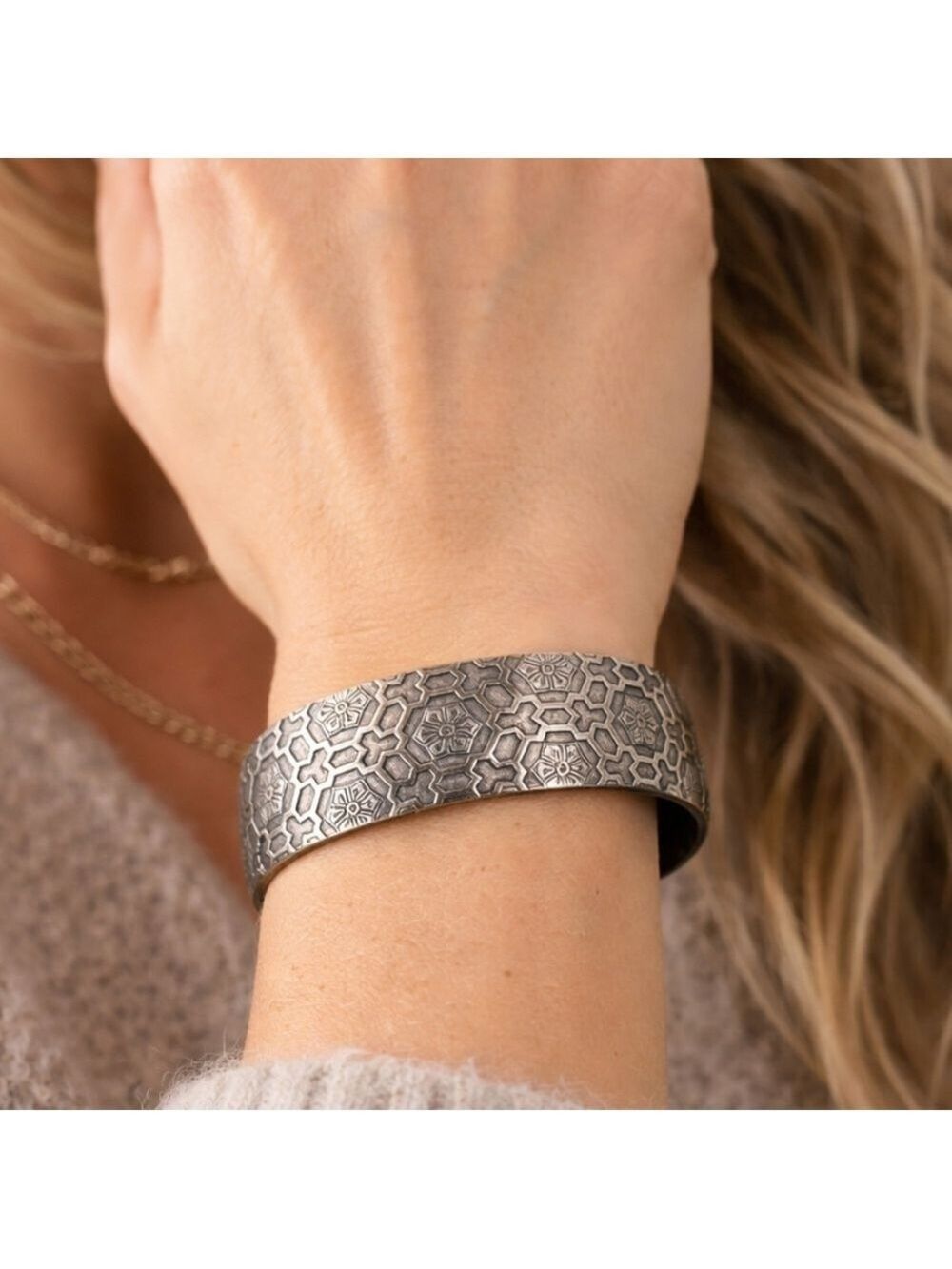 Vintage Tibetan Alpaca Style Cuff Bracelet – Raised Hexagonal Floral Pattern